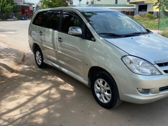 Màu bạc xe gia đình, 258 triệu