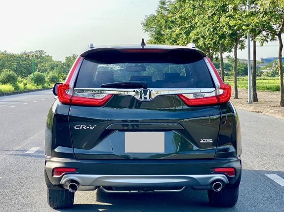 Honda CR-V 1.5 L 2019 - Xe màu xanh rêu