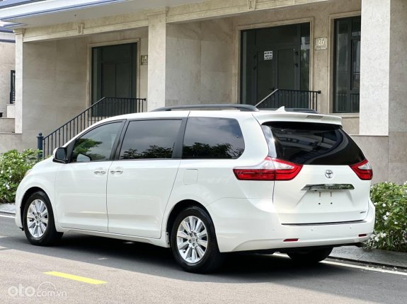 Toyota Sienna 2015 - Xe một đời chủ mua mới