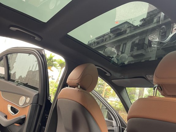 Mercedes-Benz C300 AMG 2021 - Siêu lướt