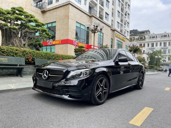 Mercedes-Benz C300 AMG 2021 - Siêu lướt