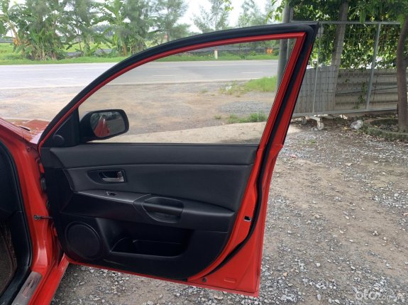 Mazda 3 1.5L Sedan 2008 - Xe màu đỏ