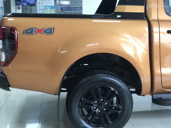 Ford Ranger Wildtrak 4x4 AT 2022 - Giảm giá tiền mặt, tặng phụ kiện. Trả trước hơn 200 triệu nhận xe, hỗ trợ vay, thủ tục lăn bánh