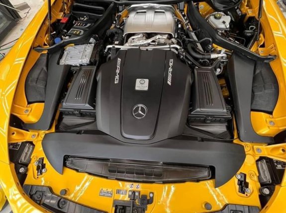 Mercedes-Benz AMG GT Roadster 2021 - Quái vật siêu lướt, siêu phẩm mui trần của Mercedes