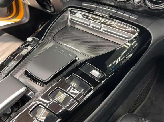 Mercedes-Benz AMG GT Roadster 2021 - Quái vật siêu lướt, siêu phẩm mui trần của Mercedes