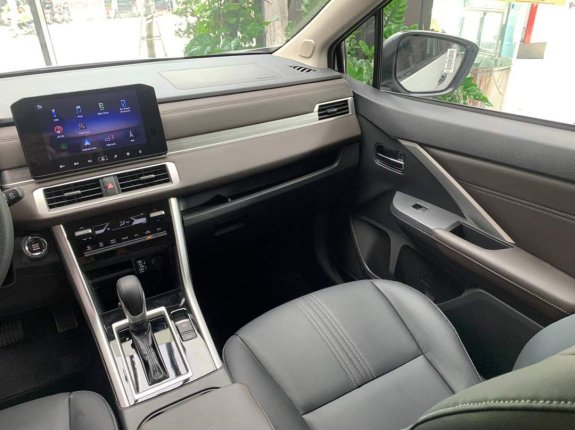 Mitsubishi Xpander 1.5 AT  2022 - Khẳng định vị thế dẫn đầu phân khúc, quà tặng đặc biệt trong tháng 7/2022, giao xe ngay
