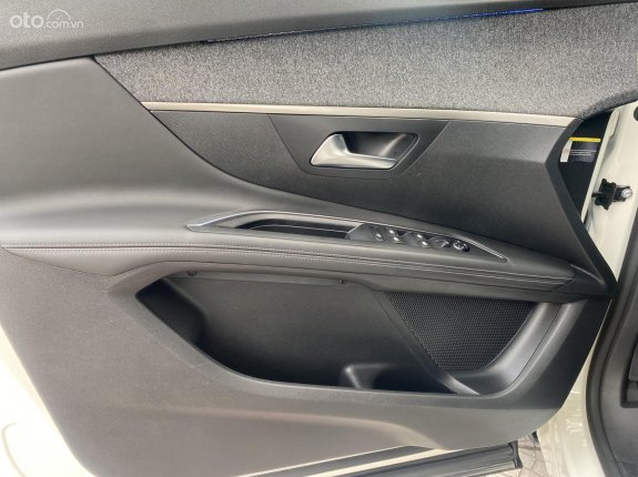 Peugeot 3008 Allure 2020 - Hỗ trợ bank 75%