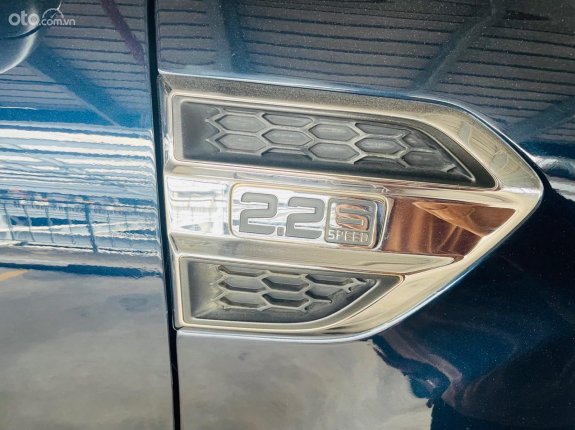 Ford Ranger 2017 - Đăng ký lần đầu 2018 xe gia đình giá 655tr