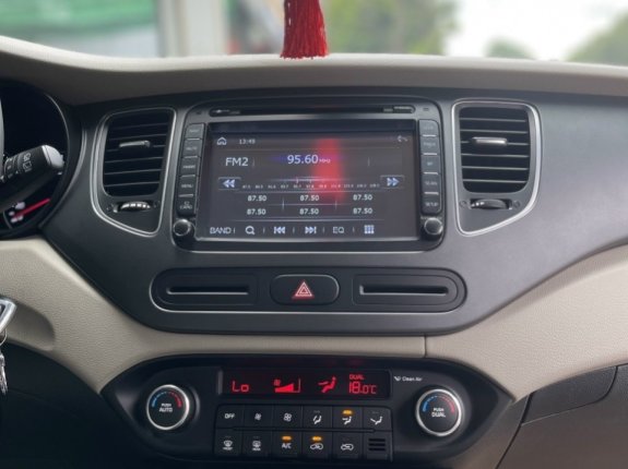 Kia Rondo 2016 - Máy xăng một chủ từ mua mới, đi chuẩn 27 ngàn cây