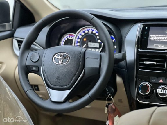 Toyota Vios 1.5 E CVT 2022 - Mới còn nguyên seal