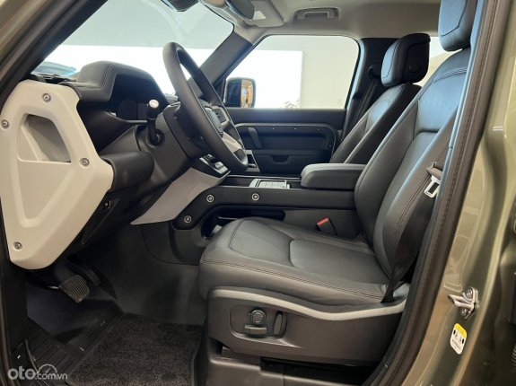 Land Rover Defender 2.0 110HSE 2025 - Xe trang bị cao cấp nhập khẩu chính hãng mới, giá tốt nhất. Xe giao ngay