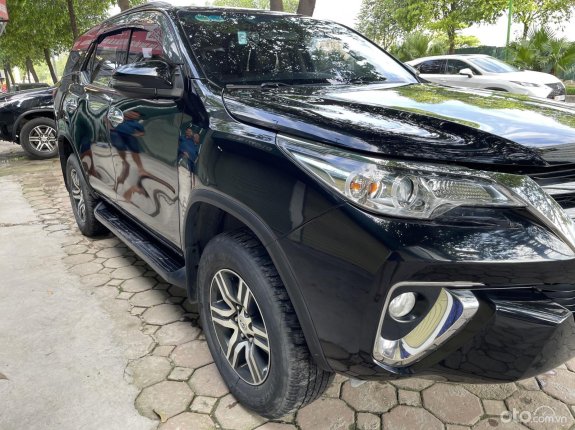 Toyota Fortuner 2.7 V 4X2 AT 2018 - Xe còn rất mới, nhanh tay liên hệ