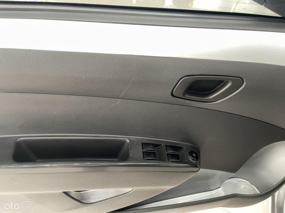 Chevrolet Spark 1.0 2014 - Bán xe cực đẹp, thiết kế thể thao hiện đại