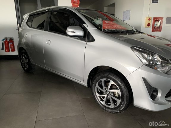 Toyota Wigo 1.2E MT 2019 - Xe màu bạc, biển tỉnh