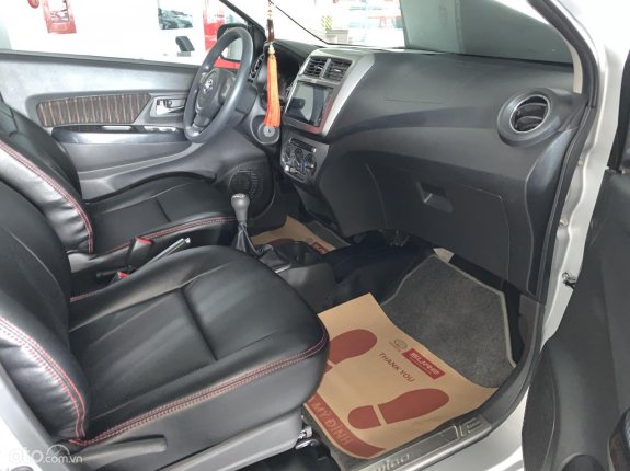 Toyota Wigo 1.2E MT 2019 - Xe màu bạc, biển tỉnh