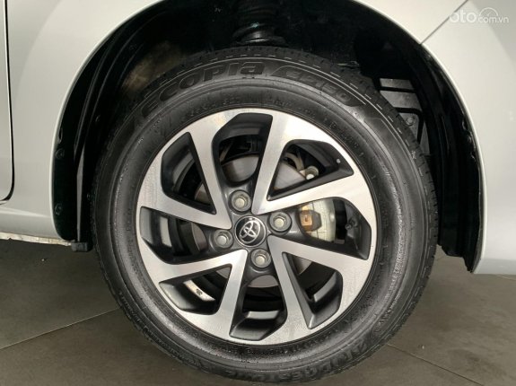 Toyota Wigo 1.2E MT 2019 - Xe màu bạc, biển tỉnh