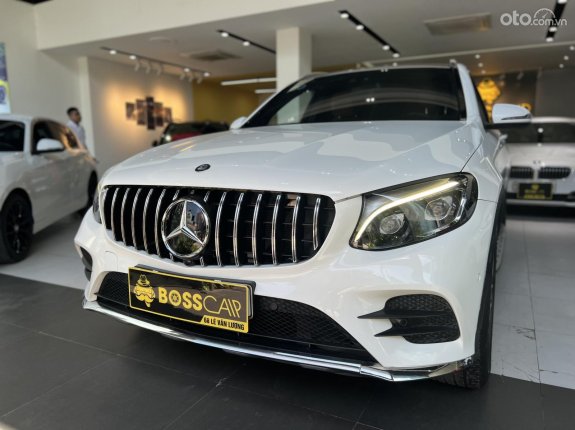 Mercedes-Benz GLC 300 2017 - Xe màu trắng