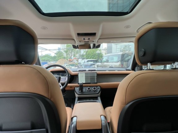 Land Rover Defender 110 2.0 SE 2025 - Bản cao cấp nhập khẩu chính hãng mới. Xe giao ngay