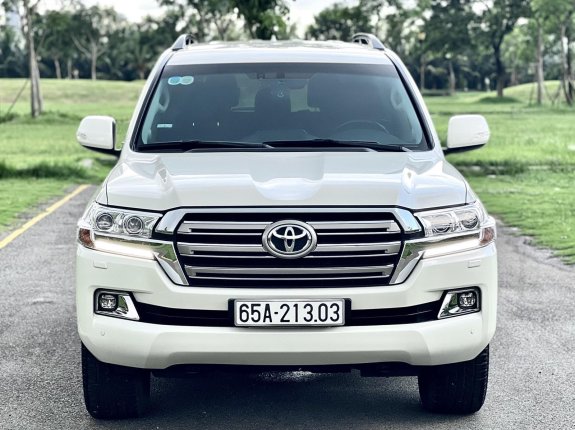 Toyota Land Cruiser VX 4.6 V8 2019 - Hàng cực hiếm