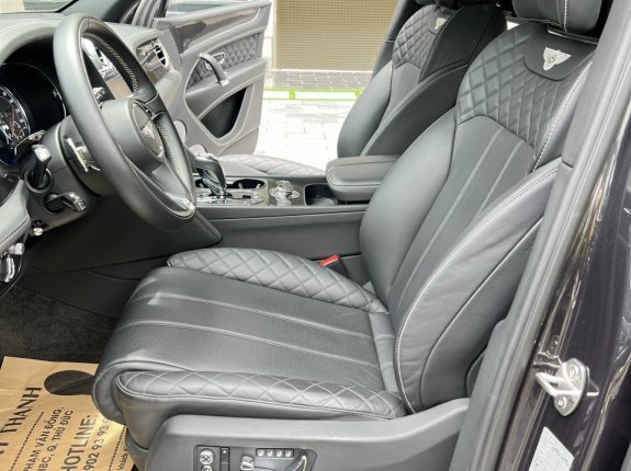 Bentley Bentayga V8 2019 - Hỗ trợ ngân hàng 70%