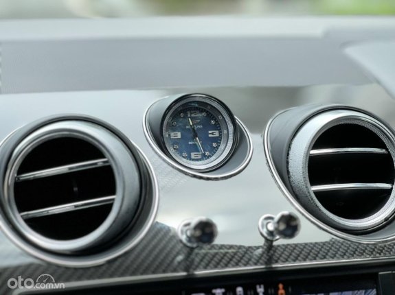 Bentley Bentayga V8 2019 - Hỗ trợ ngân hàng 70%