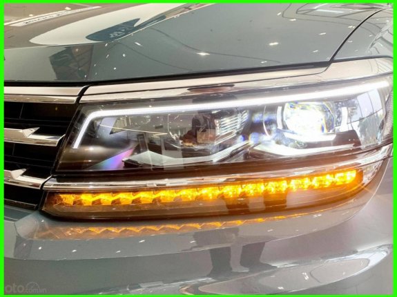 Volkswagen Tiguan Luxury S 2022 - Nhập khẩu trực tiếp từ Bắc Mỹ, chiếc xe Đức với các tính năng an toàn vượt trội. Đủ màu giao ngay