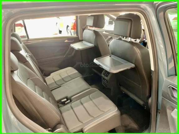 Volkswagen Tiguan Luxury S 2022 - Nhập khẩu trực tiếp từ Bắc Mỹ, chiếc xe Đức với các tính năng an toàn vượt trội. Đủ màu giao ngay