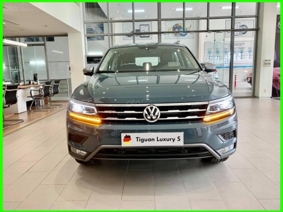 Volkswagen Tiguan Luxury S 2022 - Nhập khẩu trực tiếp từ Bắc Mỹ, chiếc xe Đức với các tính năng an toàn vượt trội. Đủ màu giao ngay