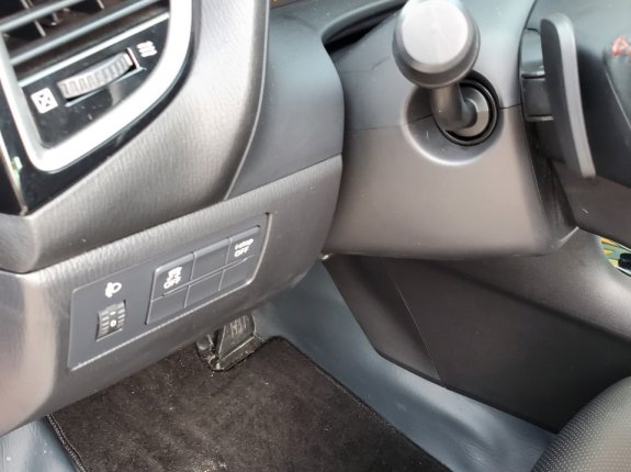 Mazda 3 1.5L Sedan 2015 - Giá bán 470tr, màu đỏ