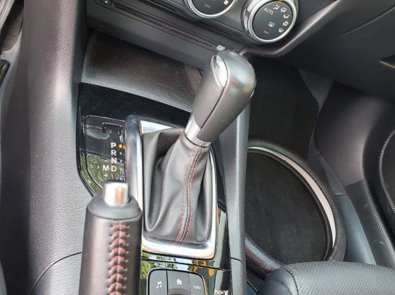 Mazda 3 1.5L Sedan 2015 - Giá bán 470tr, màu đỏ