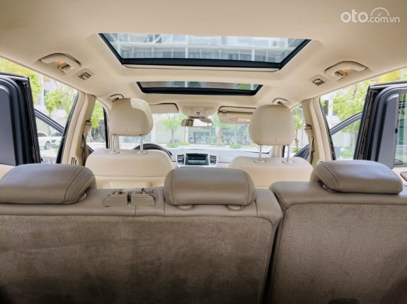 Mercedes-Benz GL 350 4Matic 2015 - Xe màu đen, máy dầu