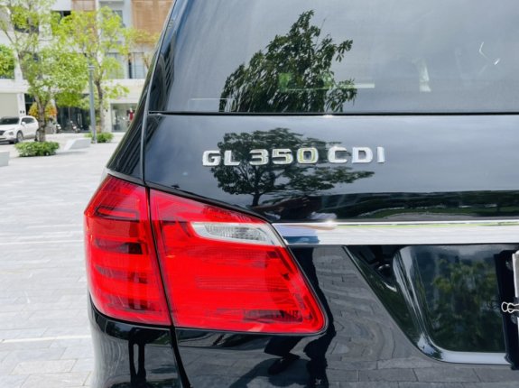 Mercedes-Benz GL 350 4Matic 2015 - Xe màu đen, máy dầu