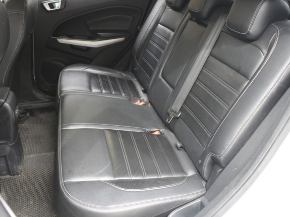 Ford EcoSport Titanium 1.0L AT 2020 - Xe màu trắng, giá chỉ 598 triệu