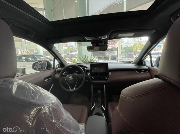 Toyota Corolla Cross 1.8 G 2022 - Sẵn xe giao ngay, giá tốt – Tặng bộ phụ kiện chính hãng, bao hồ sơ khó