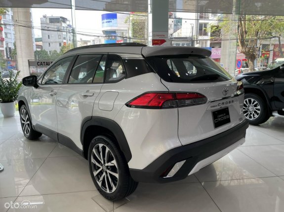 Toyota Corolla Cross 1.8 G 2022 - Sẵn xe giao ngay, giá tốt – Tặng bộ phụ kiện chính hãng, bao hồ sơ khó