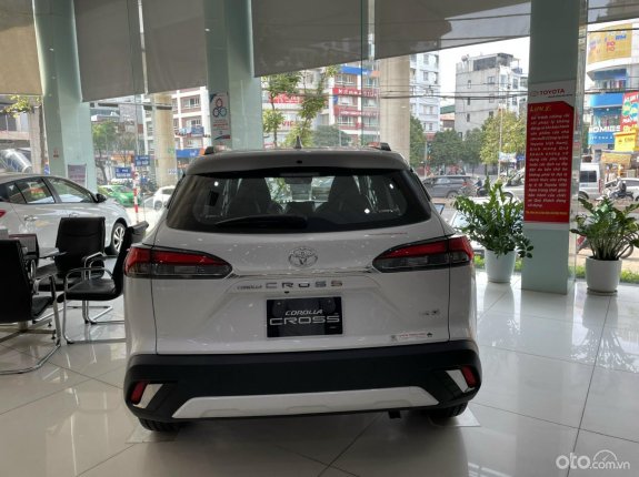 Toyota Corolla Cross 1.8 G 2022 - Sẵn xe giao ngay, giá tốt – Tặng bộ phụ kiện chính hãng, bao hồ sơ khó