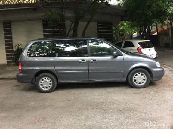 Máy dầu 6 chỗ số sàn xe đẹp
