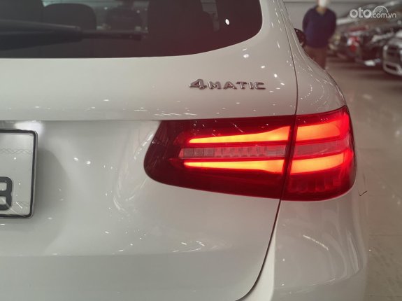 Mercedes-Benz GLC 300 4Matic 2016 - Hỗ trợ trả góp