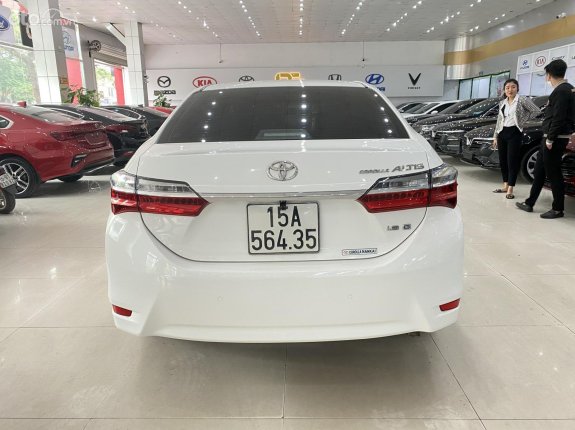 Toyota Corolla Altis 2018 - Tặng chăm sóc xe 1 năm nhiều hạng mục