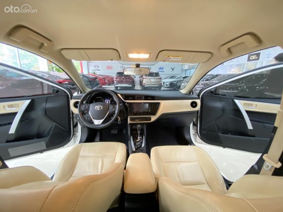 Toyota Corolla Altis 2018 - Tặng chăm sóc xe 1 năm nhiều hạng mục