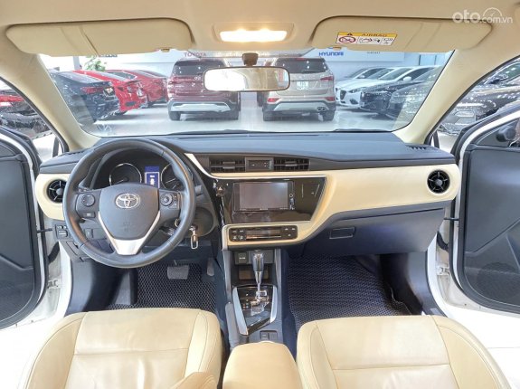 Toyota Corolla Altis 2018 - Tặng chăm sóc xe 1 năm nhiều hạng mục