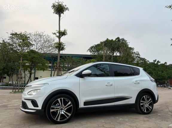 VinFast VF e34 2022 - Áp dụng thanh toán 3 voucher - Sẵn xe giao ngay