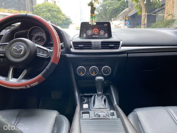 Mazda 3 1.5L Sedan 2017 - Xe cực đẹp