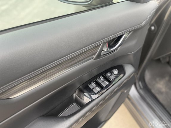 Mazda CX-5 2.0 Premium 2019 - Xám Grey