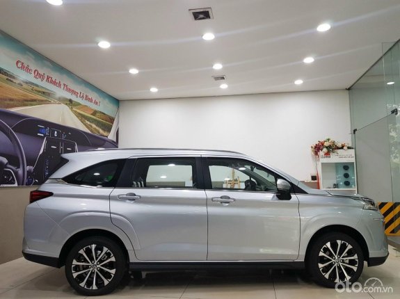 Toyota Veloz Cross 1.5 CVT 2022 - [Giao xe ngay] Ưu đãi tốt nhất trong tháng - Tặng phụ kiện kèm 1 năm chăm sóc xe miễn phí