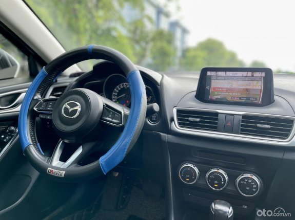 Mazda 3 2019 - Biển đẹp Hà Nội, xe đẹp