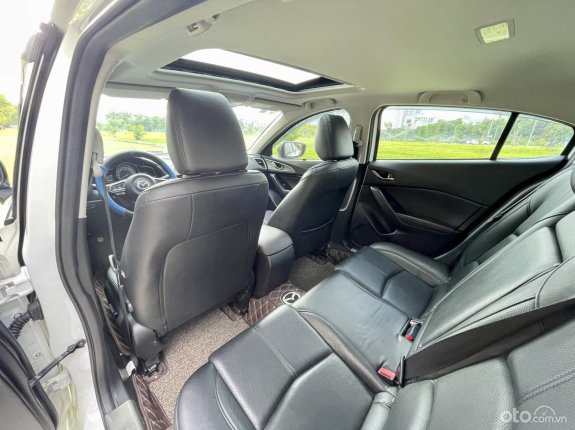 Mazda 3 2019 - Biển đẹp Hà Nội, xe đẹp