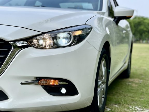 Mazda 3 2019 - Biển đẹp Hà Nội, xe đẹp