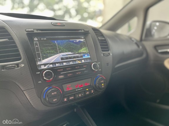 Kia Cerato 1.6 MT 2018 - Xe đẹp còn rất mới