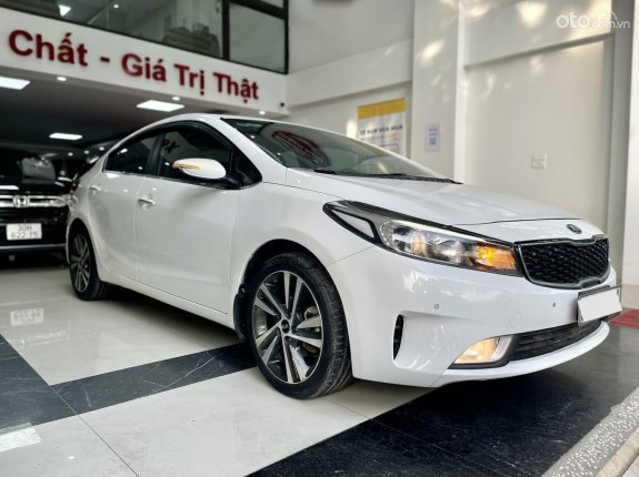 Kia Cerato 1.6 MT 2018 - Xe đẹp còn rất mới
